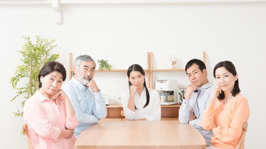 家族会議の様子