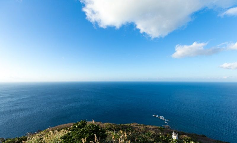 青い海と青空